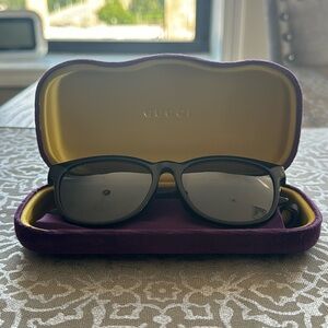 Gucci Sunglasses - like new